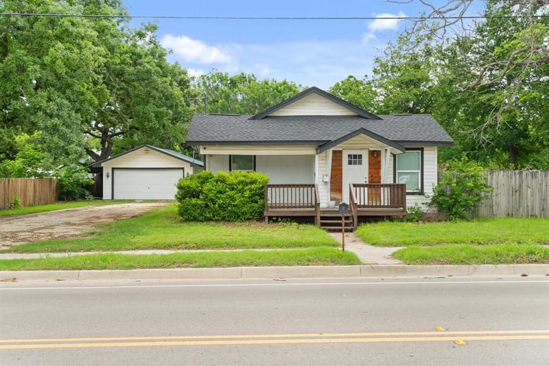 750 N Graham Street, Stephenville TX 76401 - Photo 4