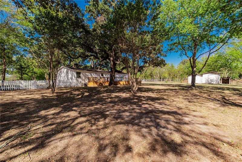 204 Rs County Road 1503, Point TX 75472 - Photo 32