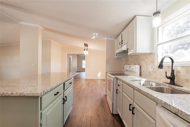 204 Rs County Road 1503, Point TX 75472 - Photo 14