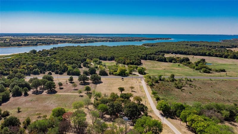 204 Rs County Road 1503, Point TX 75472 - Photo 35