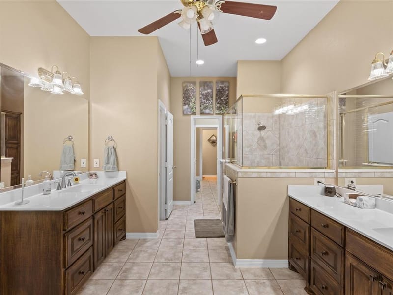 600 County Road 1790, Sunset TX 76270 - Photo 18