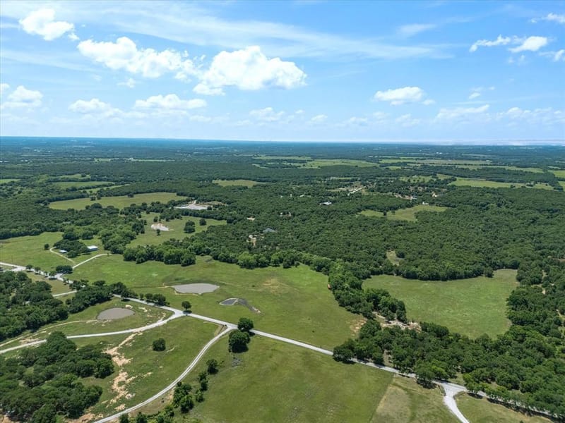 600 County Road 1790, Sunset TX 76270 - Photo 4