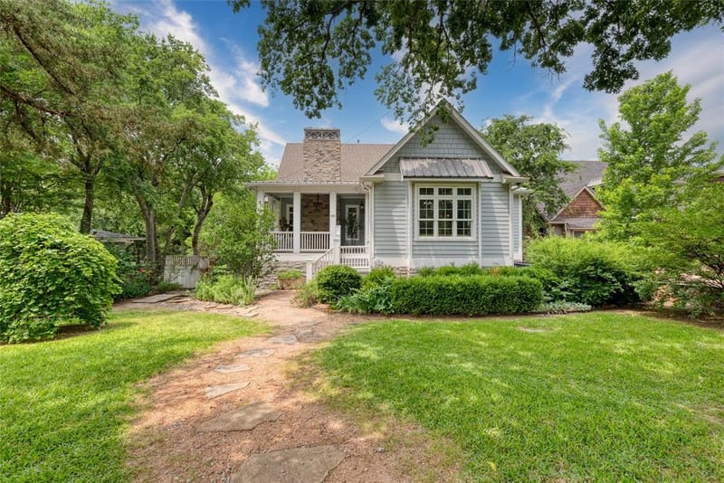 812 Baker Street, McKinney TX 75069
