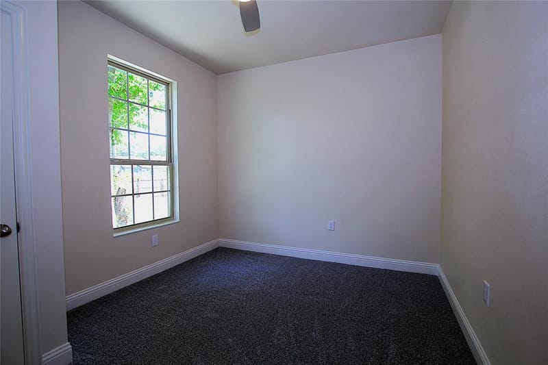 1905 S Walnut Street, Sherman TX 75090 - Photo 7