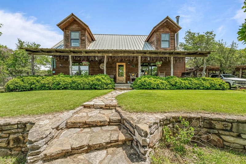 493 Private Road 1673, Stephenville TX 76401 - Photo 2