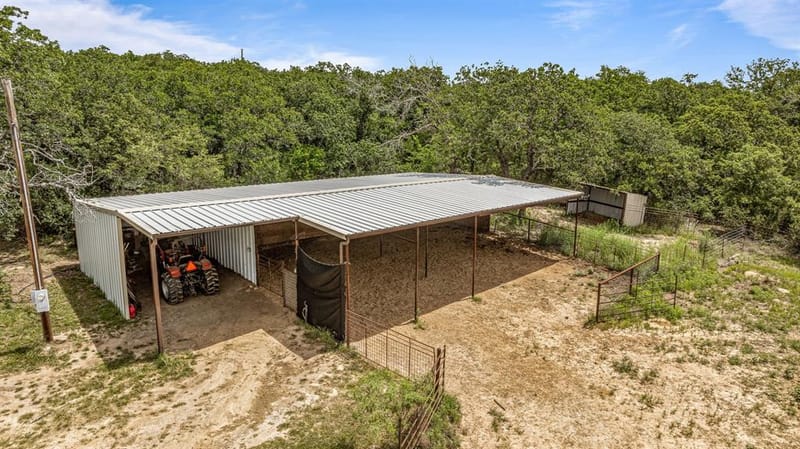 493 Private Road 1673, Stephenville TX 76401 - Photo 35