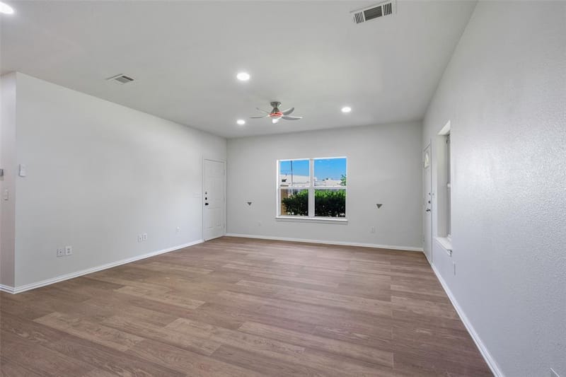 738 Carroll Lane, Lewisville TX 75067 - Photo 12