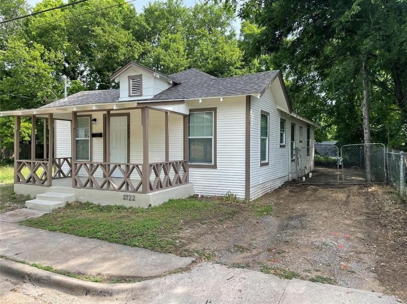 2722 Hector Street, Dallas TX 75210 - Photo 2