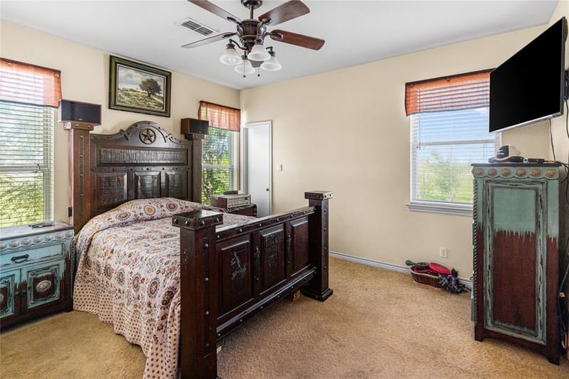 590 County Road 385, Valley View TX 76272 - Photo 17