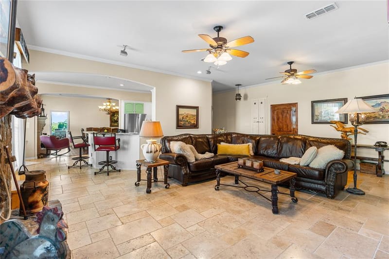590 County Road 385, Valley View TX 76272 - Photo 7