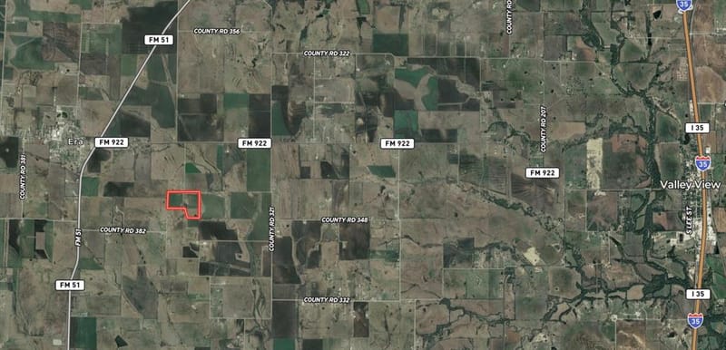 590 County Road 385, Valley View TX 76272 - Photo 36