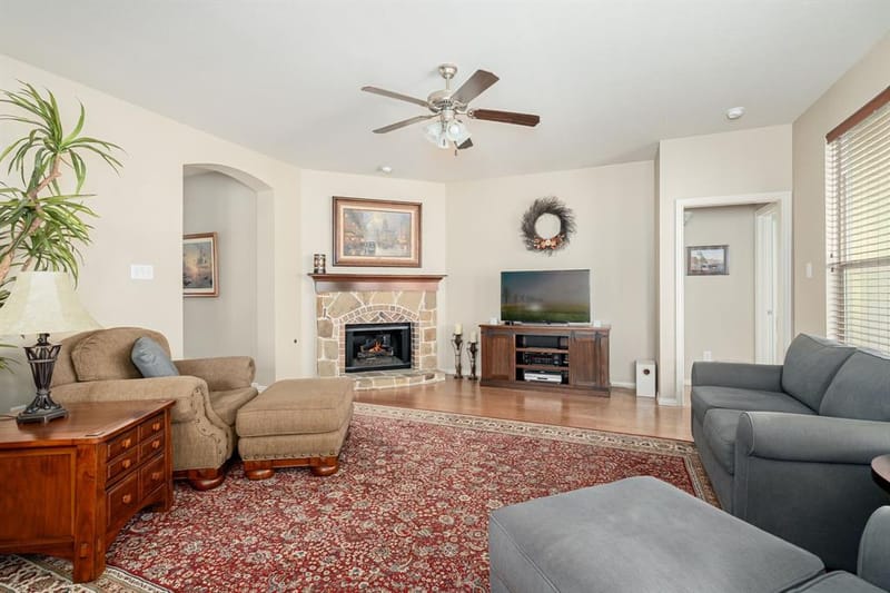 10600 Sedalia Drive, McKinney TX 75072 - Photo 13