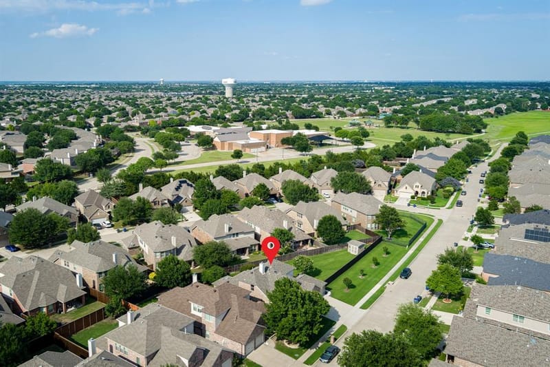 10600 Sedalia Drive, McKinney TX 75072 - Photo 10