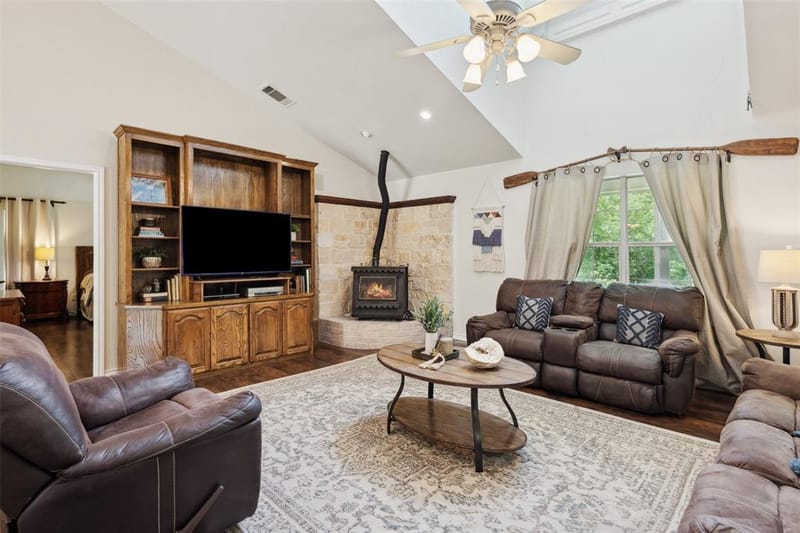 1000 Ballard Road, Van Alstyne TX 75495 - Photo 14