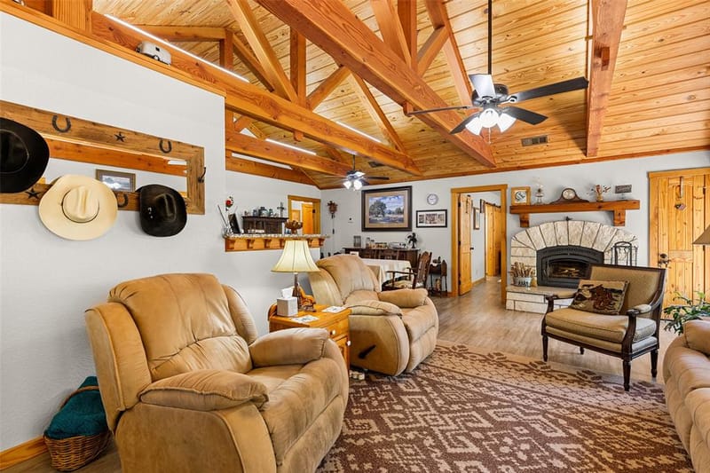 420 Private Road 1400 E, Morgan TX 76671 - Photo 24