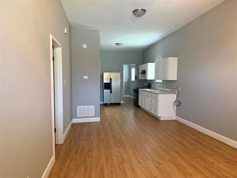 602 W Walcott Avenue, Comanche TX 76442 - Photo 6