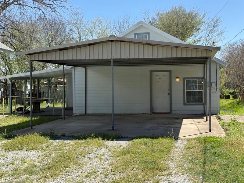 602 W Walcott Avenue, Comanche TX 76442 - Photo 29