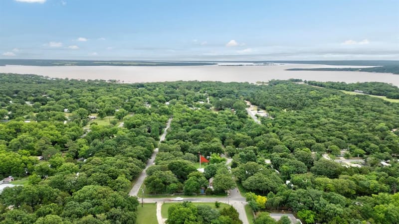 97 Oak Trail Drive, Gordonville TX 76245 - Photo 6