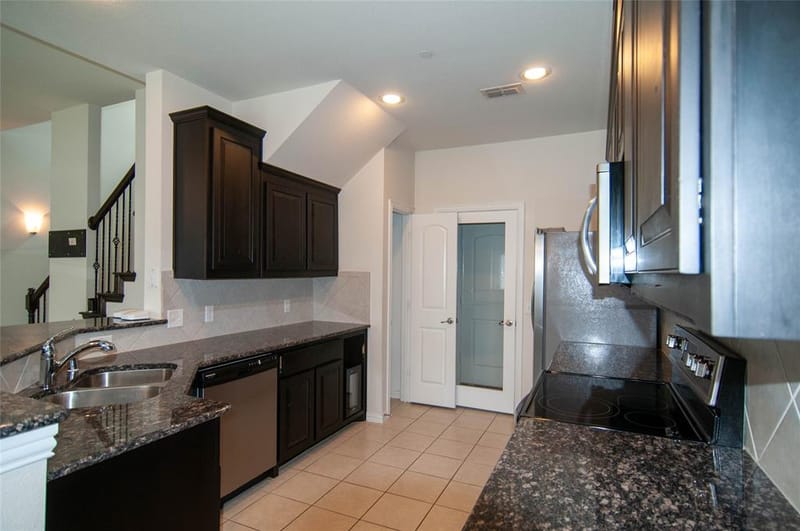1928 Argyle Lane, Lewisville TX 75067 - Photo 9