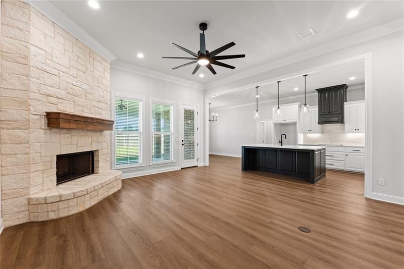 10117 Castleberry Lane, Waco TX 76712 - Photo 8