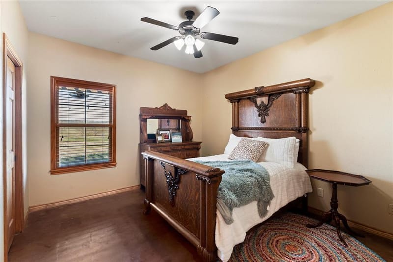 240 PR 1613, Mount Pleasant TX 75455 - Photo 30
