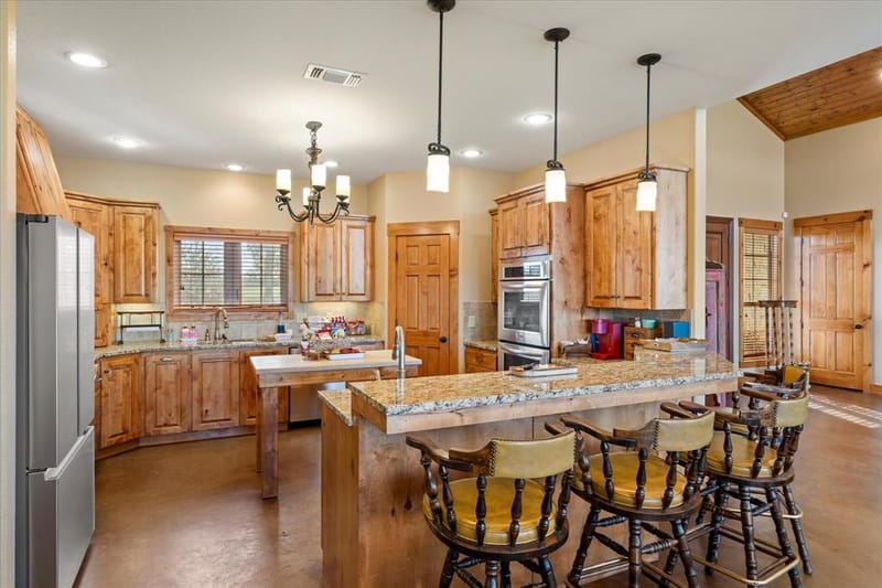 240 PR 1613, Mount Pleasant TX 75455 - Photo 19