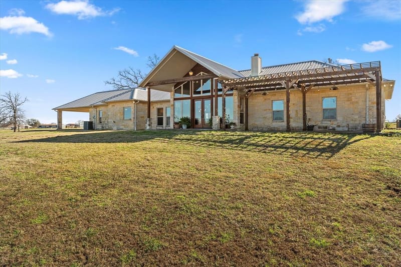 240 PR 1613, Mount Pleasant TX 75455 - Photo 4