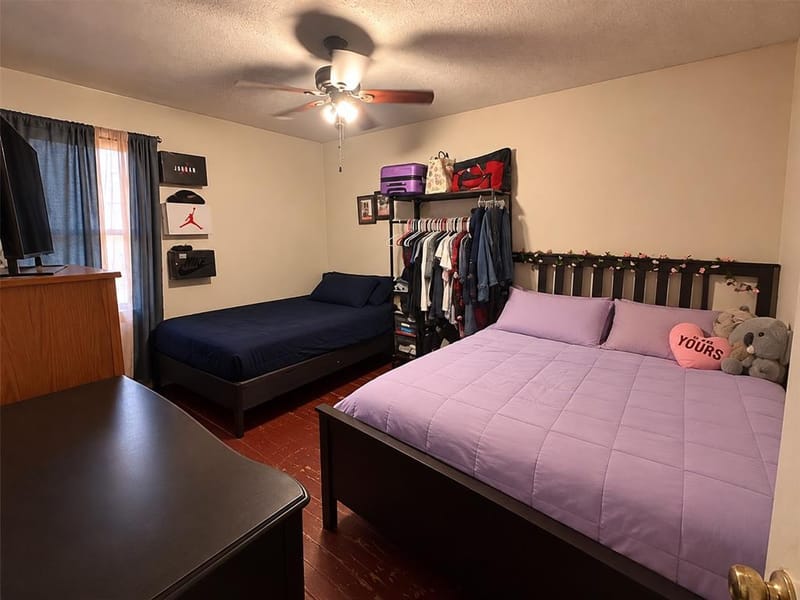 133 E Wanda Drive, Garland TX 75040 - Photo 9