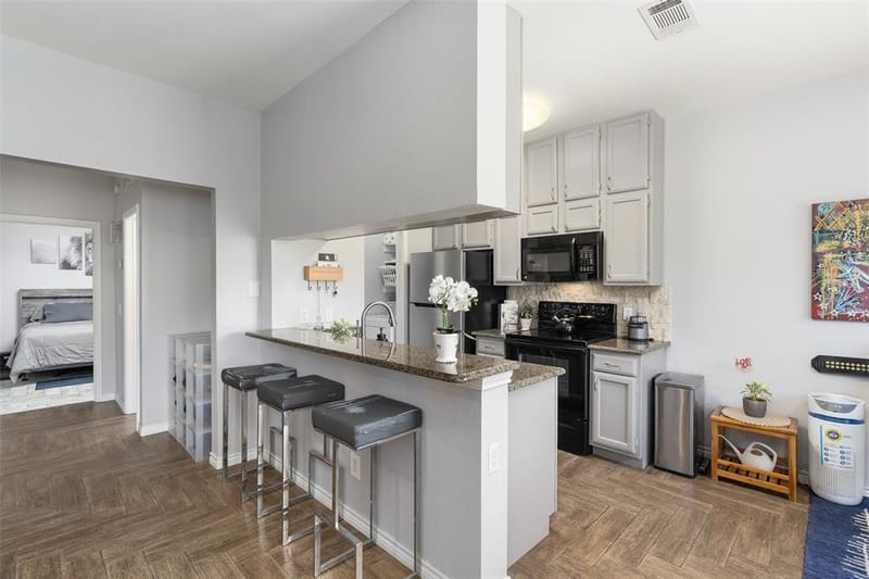7340 Skillman Street # 1113, Dallas TX 75231 - Photo 13