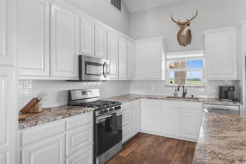 246 Patton Rd Road, Valley Mills TX 76689 - Photo 8