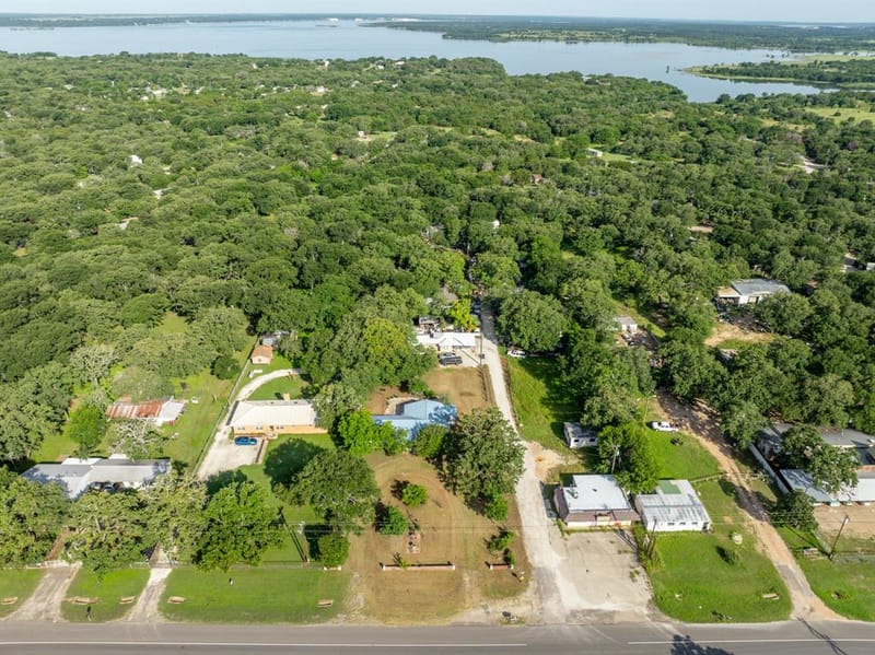 1089 State Highway 22, Whitney TX 76692