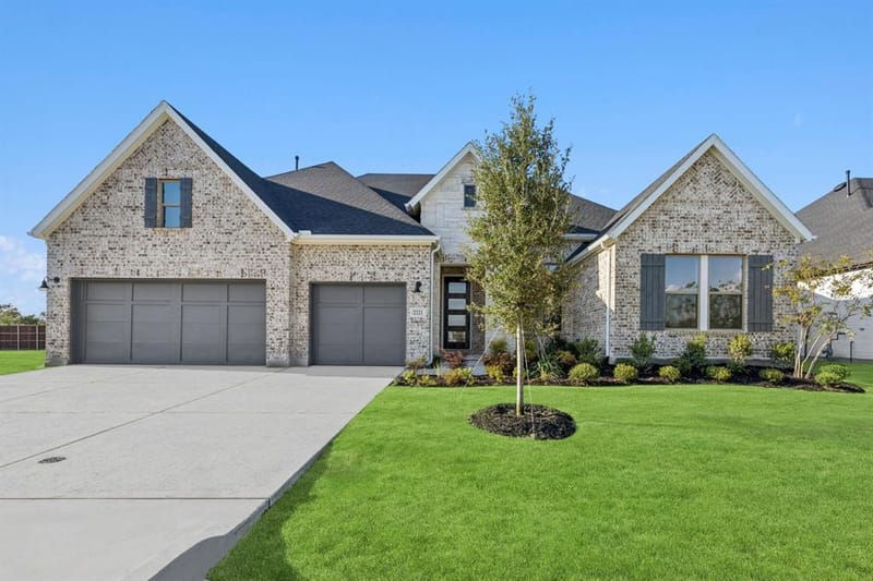 2221 Village Trail, Lakewood Village TX 75068