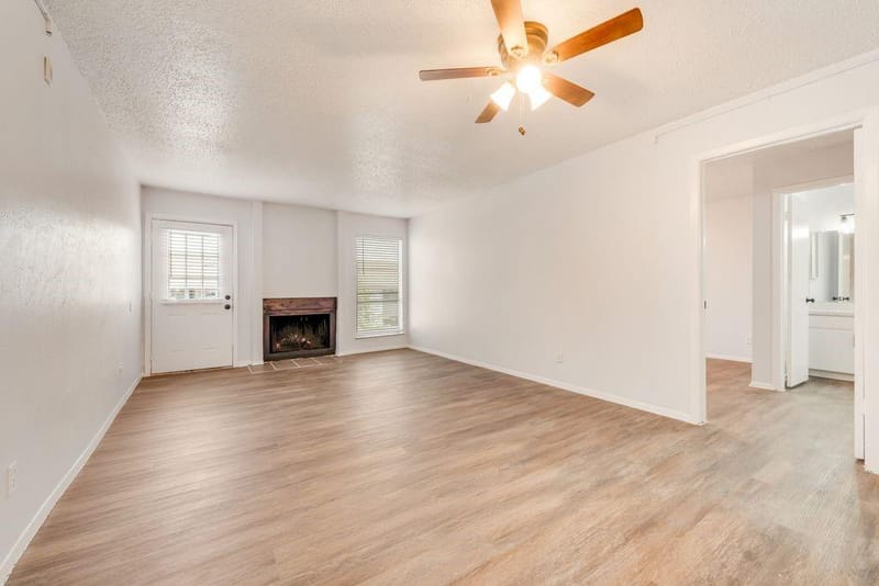 5514 Boca Raton Boulevard # 438, Fort Worth TX 76112 - Photo 3