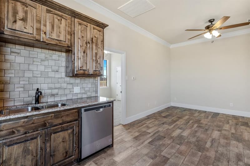 1022 Foolish Pleasure Drive, Terrell TX 75160 - Photo 29