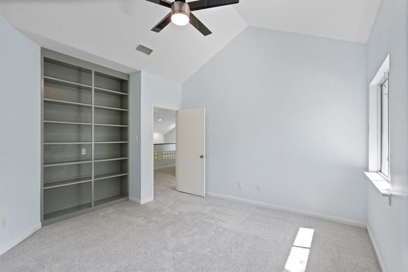 8907 Club Creek Circle, Dallas TX 75238 - Photo 31