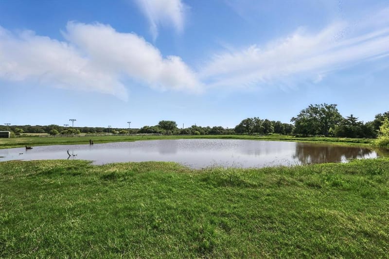12886 Saint John Road, Pilot Point TX 76258 - Photo 29