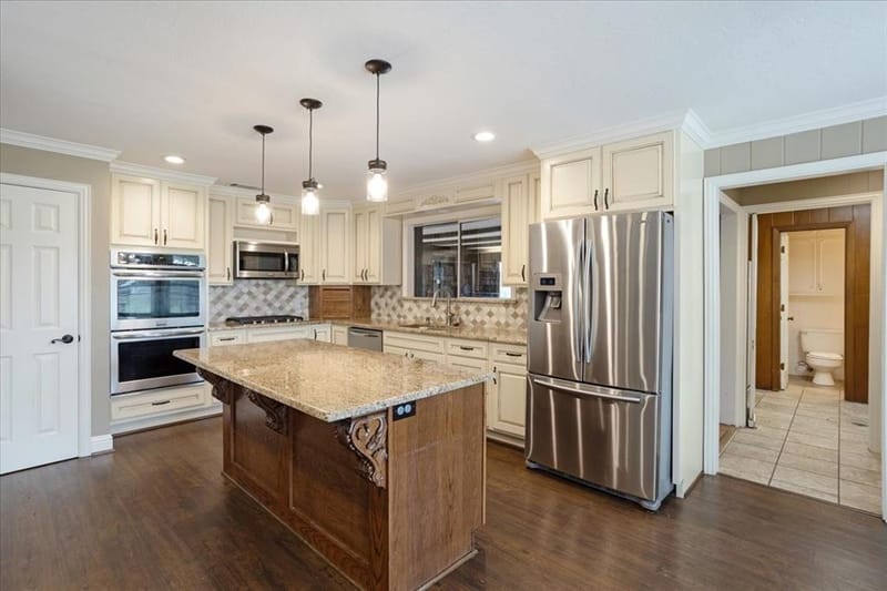 2710 W Houston Street, Sherman TX 75092 - Photo 12