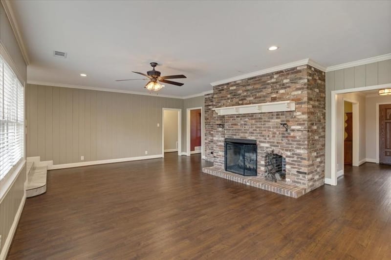 2710 W Houston Street, Sherman TX 75092 - Photo 9