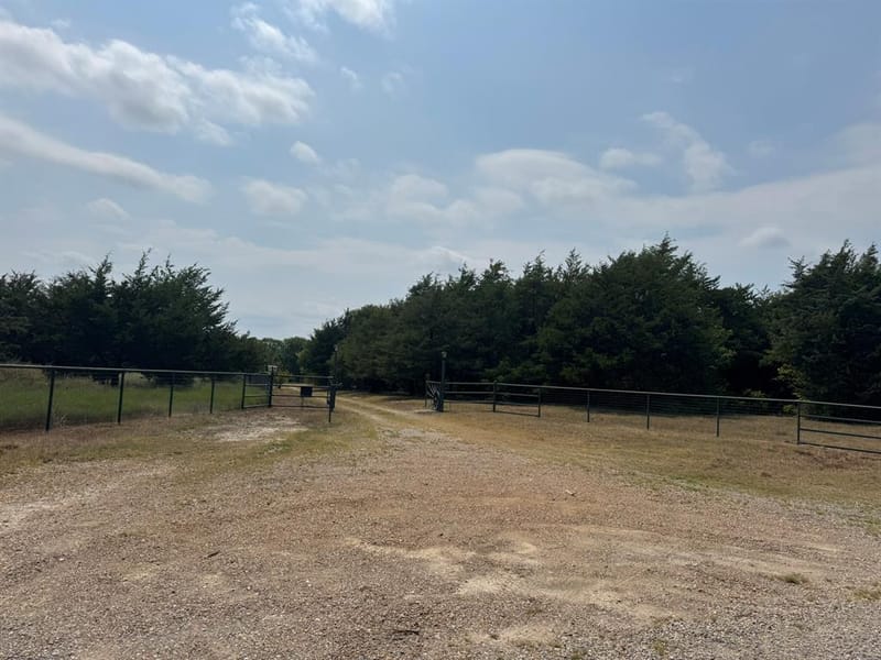 1980 County Road 3040, Bonham TX 75418 - Photo 2
