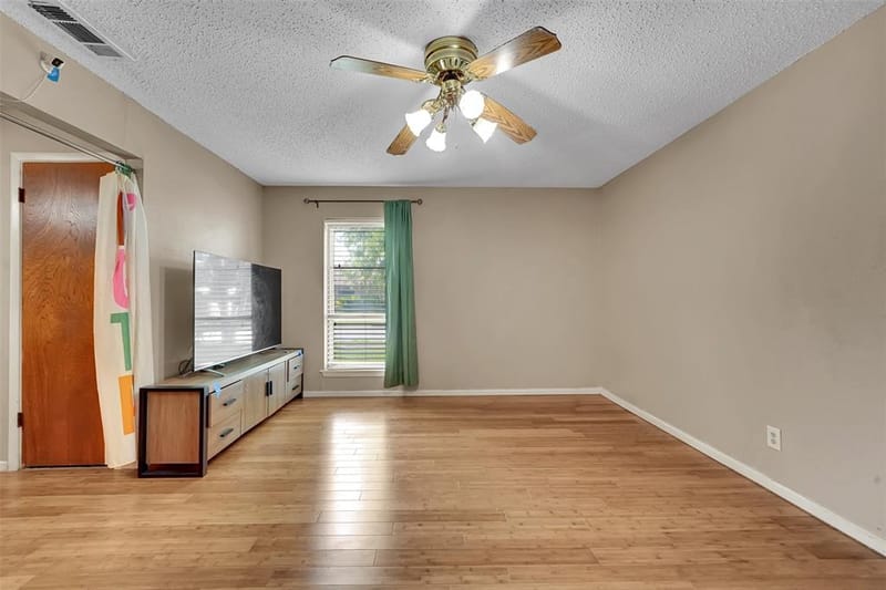 1717 Melrose Street, Garland TX 75042 - Photo 7