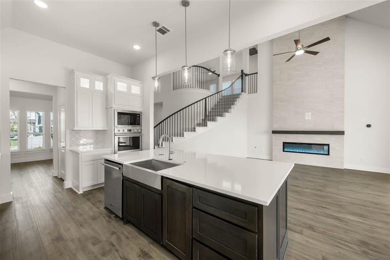 10012 La Frontera Drive, Fort Worth TX 76179 - Photo 12
