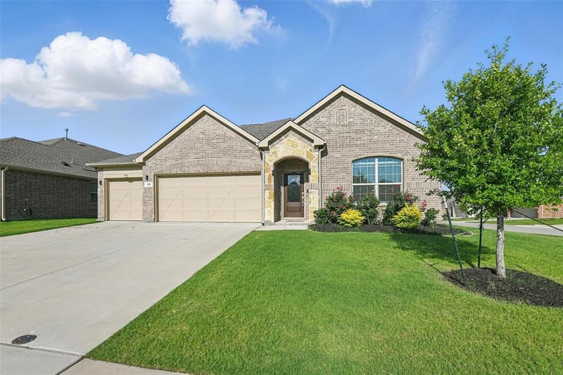 613 Chip Street, Little Elm TX 75068
