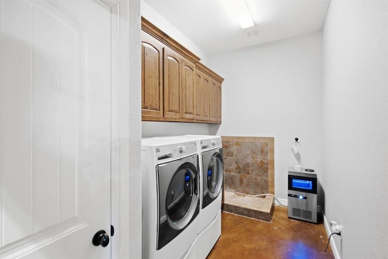 565 Ridgeway Drive, Bluff Dale TX 76433 - Photo 27