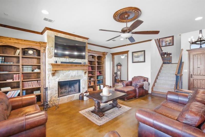 565 Ridgeway Drive, Bluff Dale TX 76433 - Photo 13