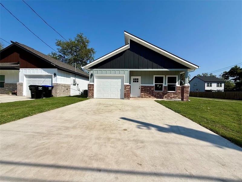 2306 POLK, Greenville TX 75401 - Photo 2
