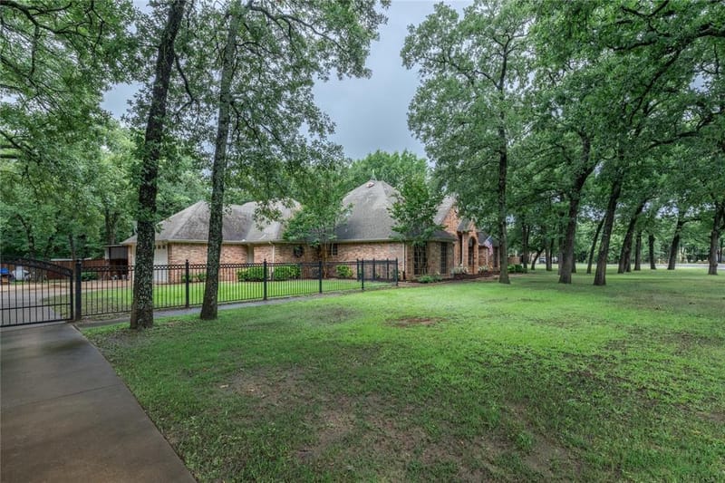 320 Rustic Oaks, Combine TX 75159 - Photo 10