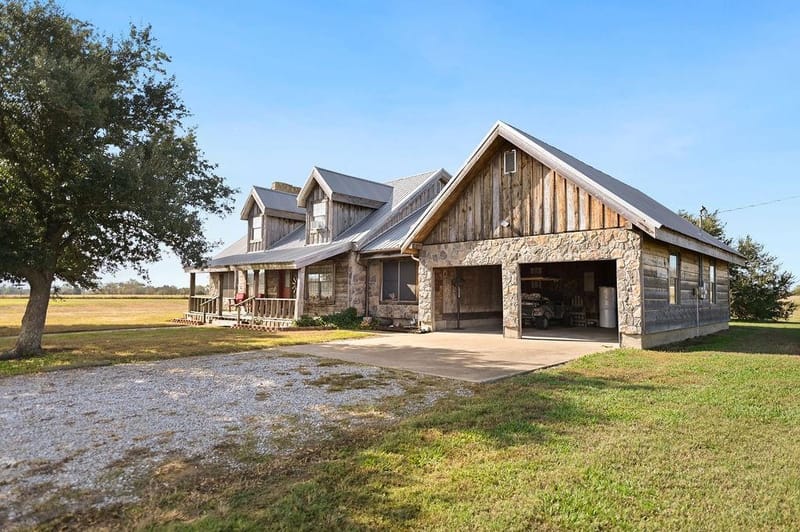 411 Rs County Road 4525, Point TX 75472 - Photo 27