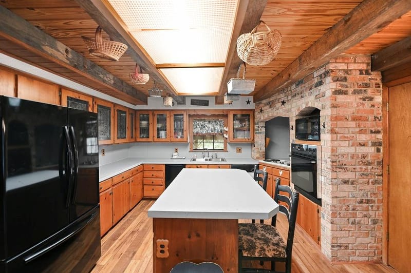 411 Rs County Road 4525, Point TX 75472 - Photo 12