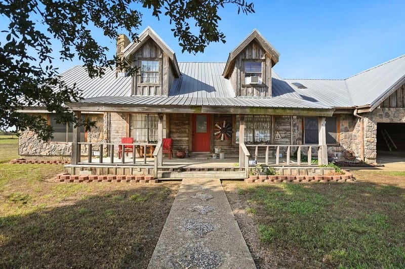411 Rs County Road 4525, Point TX 75472 - Photo 26