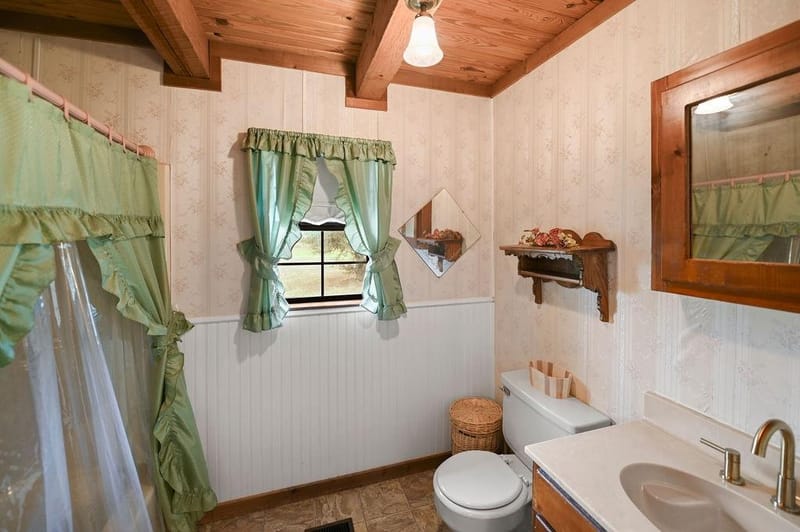 411 Rs County Road 4525, Point TX 75472 - Photo 7